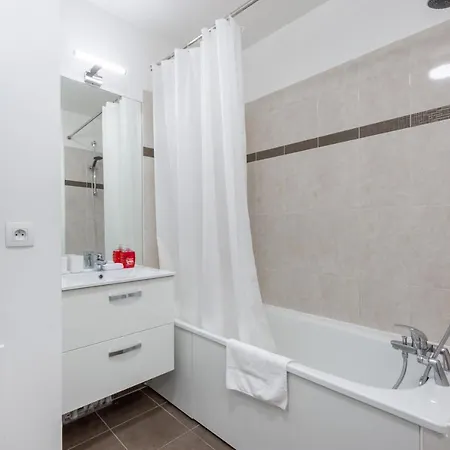 Pluto's Place By Plaza Apartment Serris